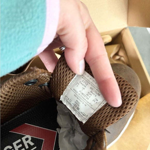 Avenger Work Boots Men's A712 Aluminum Toe Industrial Shoe size 7.5 new brown - Picture 11 of 11